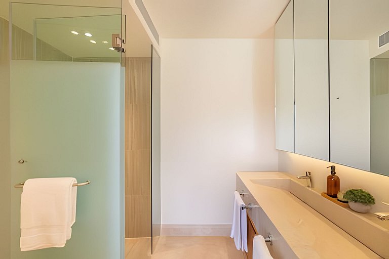 Zantamar 2 bdr new condo