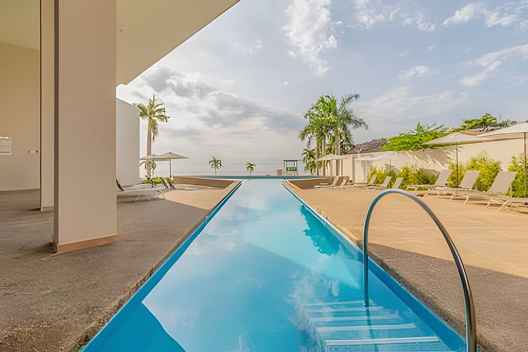 Zantamar 2 bdr new condo