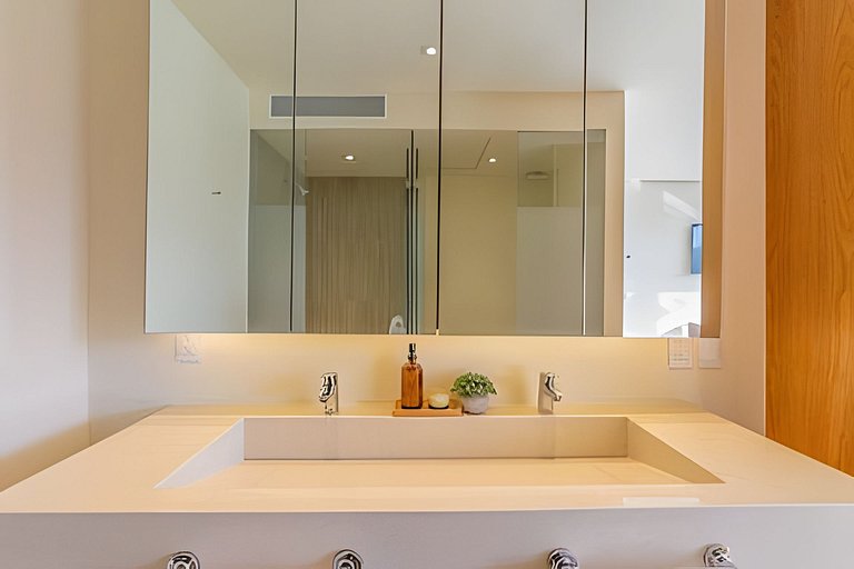 Zantamar 2 bdr new condo