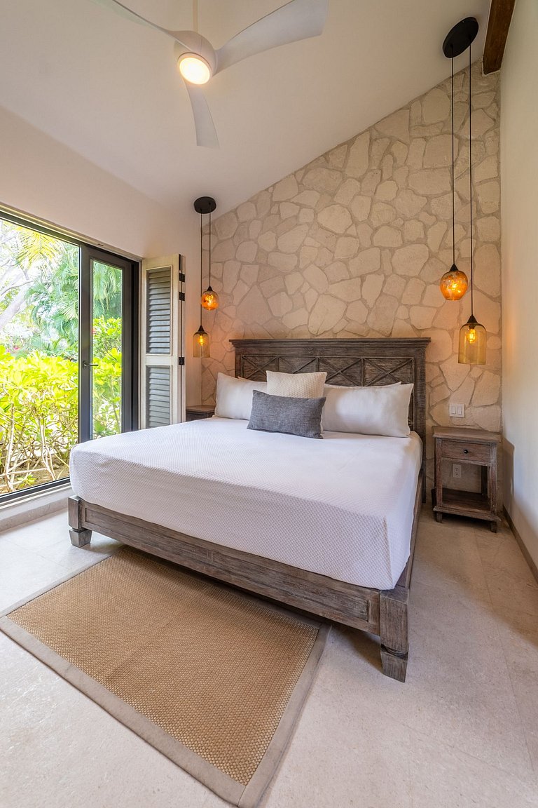 Tale of the Whale | Oceanview Luxury Villa at Mita