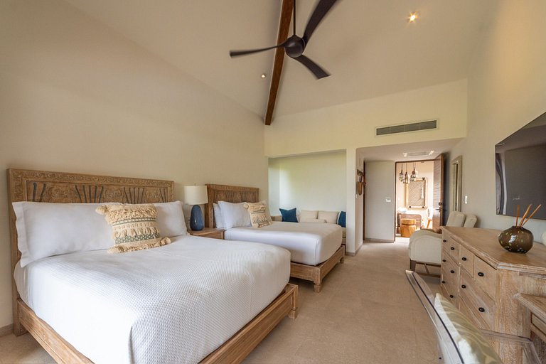 Tale of the Whale | Oceanview Luxury Villa at Mita