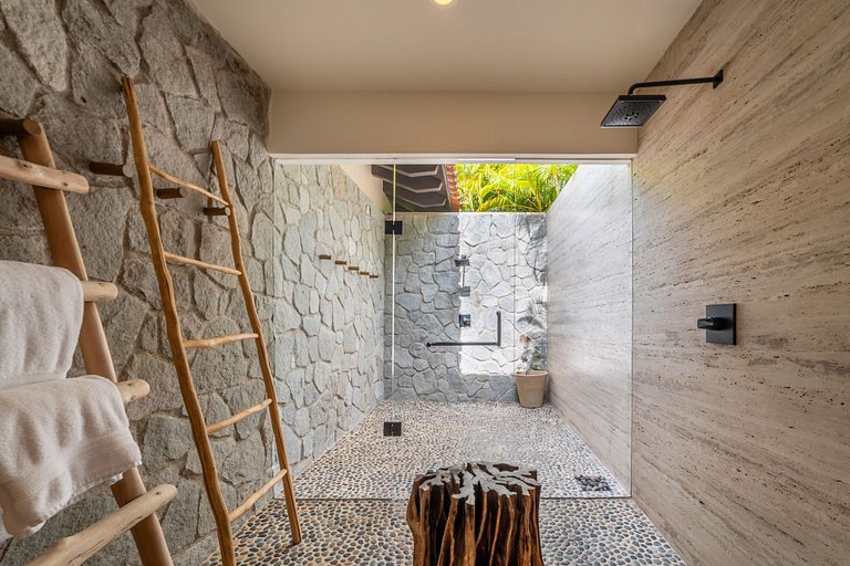 Tale of the Whale | Oceanview Luxury Villa at Mita